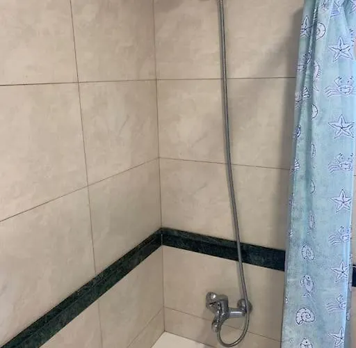 Elias 1-bedroom On The With Pool *