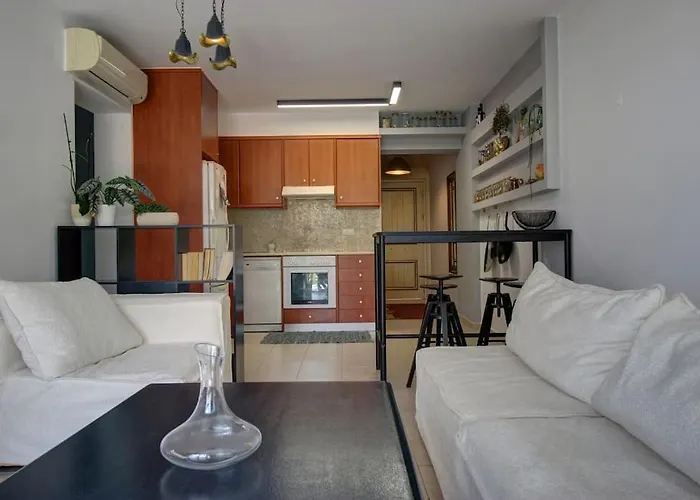 Elias 1-bedroom On The With Pool * Chania (Crete)